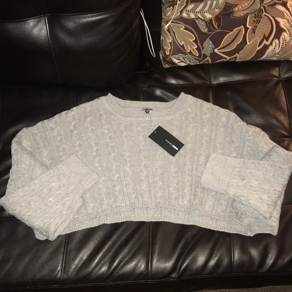 Long sleeve half crop fashion nova sweater - Picture 3 of 4